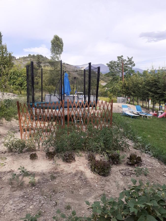 Mon Ecrin De Nature Rez De Jardin Seyne Exterior photo